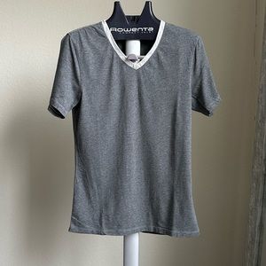 Kit and Ace V Neck Tee